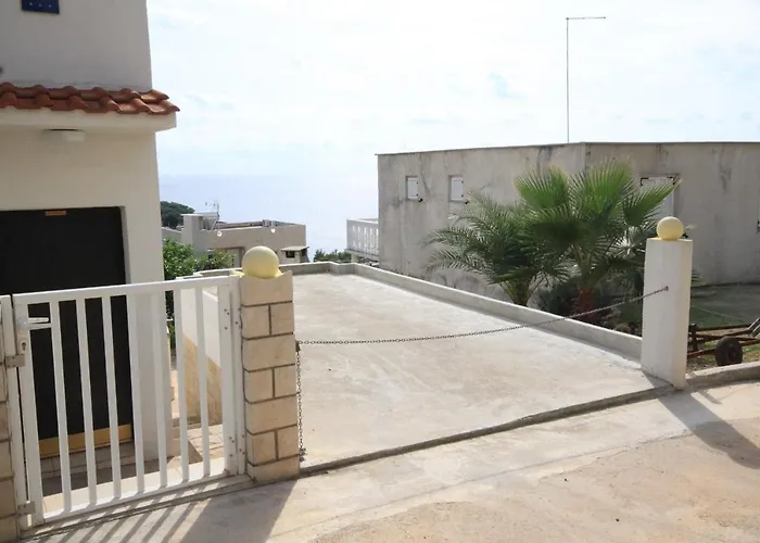 Rukavac 8837c Apartman *