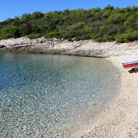 アパート Rukavac 8837c *